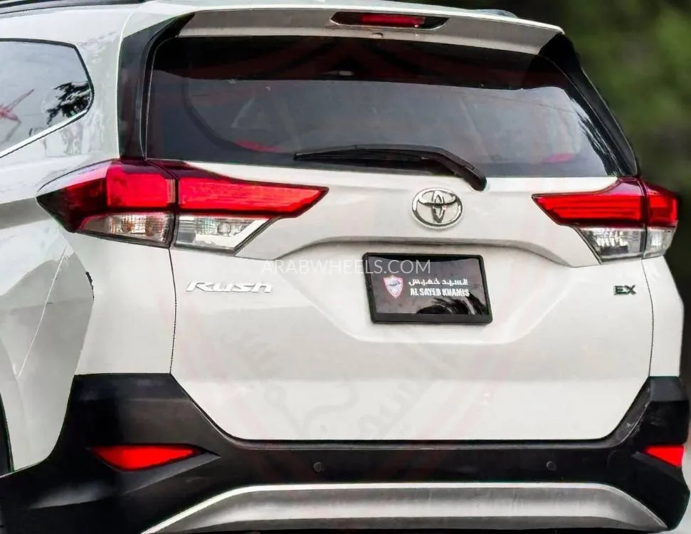 Toyota Rush 2020 for Sale in Sharjah Image-7