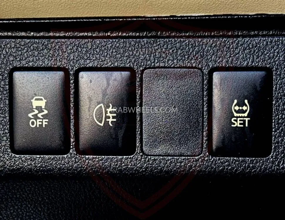 Toyota Rush 2020 for Sale in Sharjah Image-15