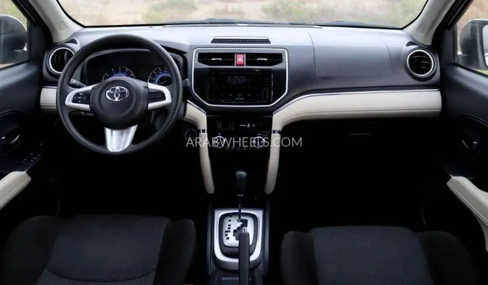 Toyota Rush 2023 for Sale in Sharjah Image-16