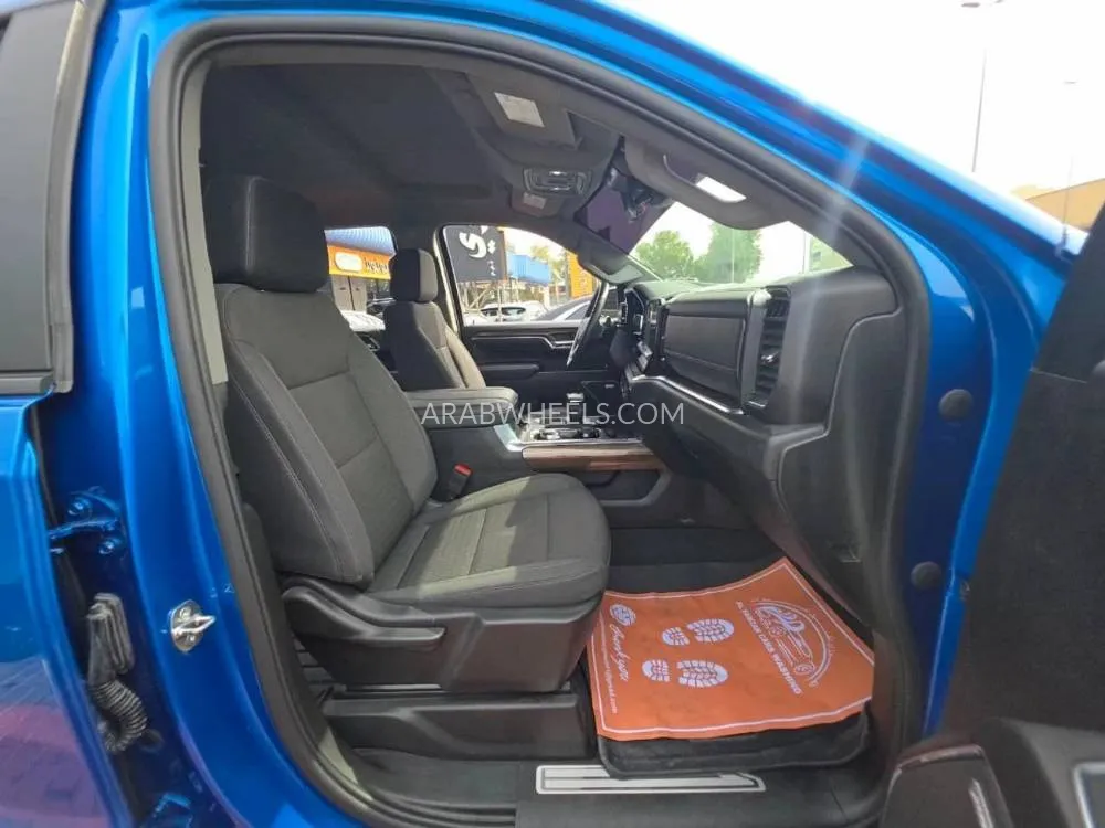 Chevrolet Silverado 2024 for Sale in Dubai Image-15
