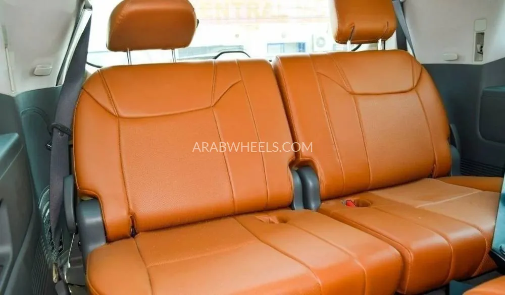 Lexus LX 2008 for Sale in Dubai Image-7