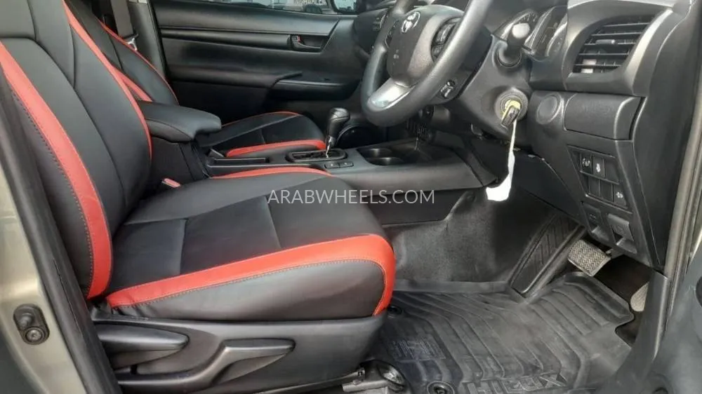 Toyota Hilux 2022 for Sale in Dubai Image-20