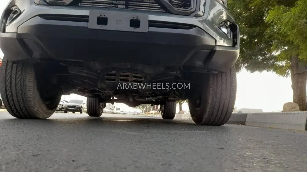 Toyota Hilux 2022 for Sale in Dubai Image-21