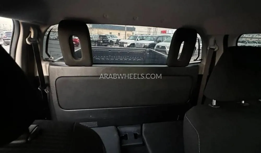 Toyota Hilux 2022 for Sale in Dubai Image-13