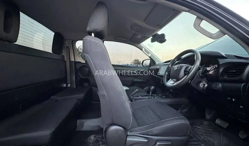 Toyota Hilux 2022 for Sale in Dubai Image-14