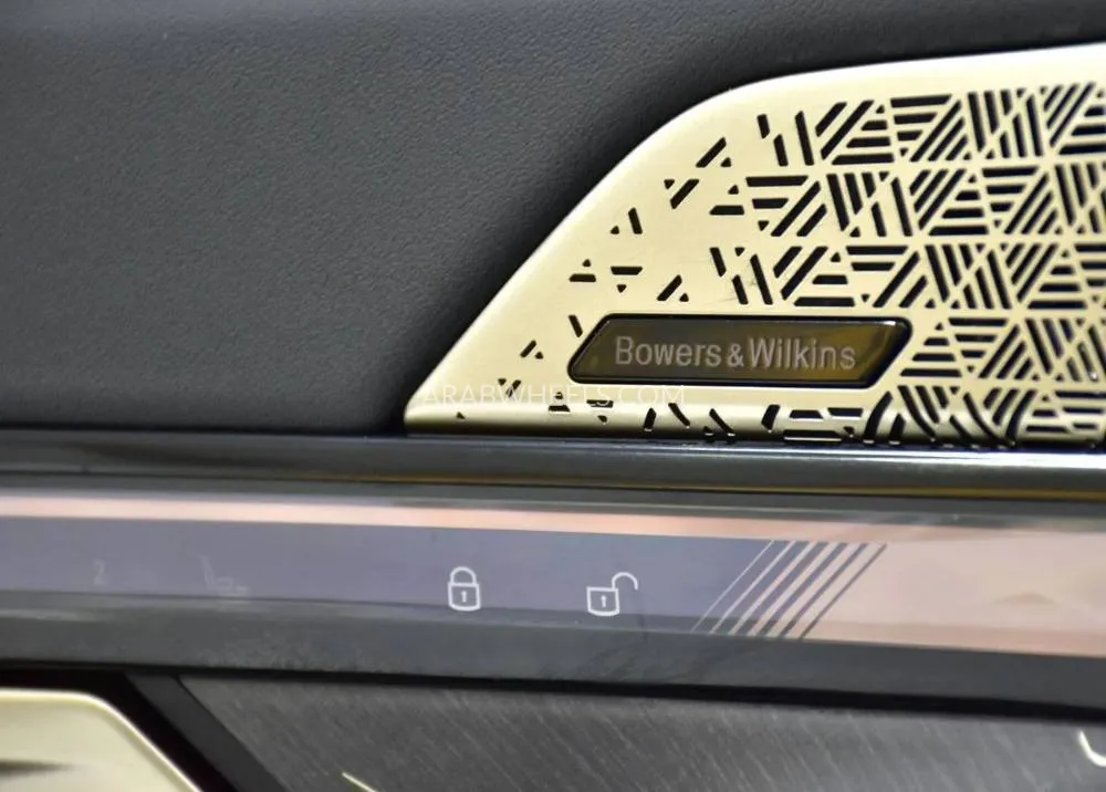 BMW 5 series 2024 for Sale in Dubai Image-15