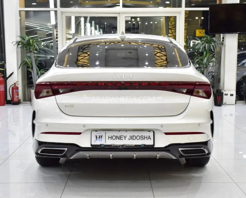 Kia K5 2022 for Sale in Dubai Image-5