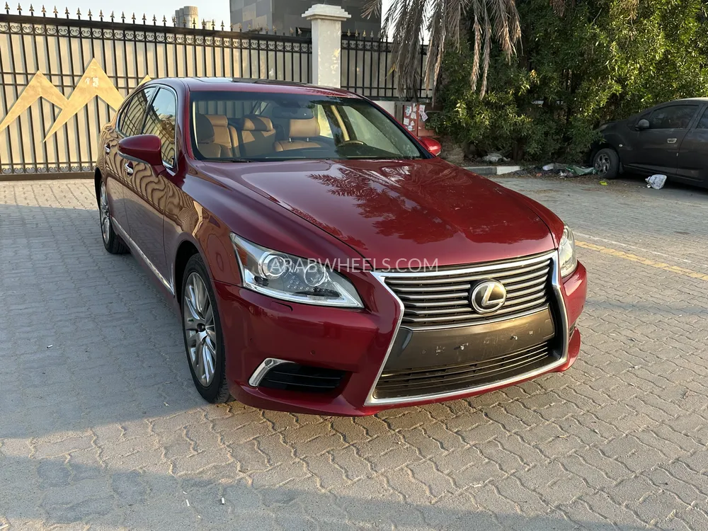 Lexus LS 2015 for Sale in Ajman Image-4