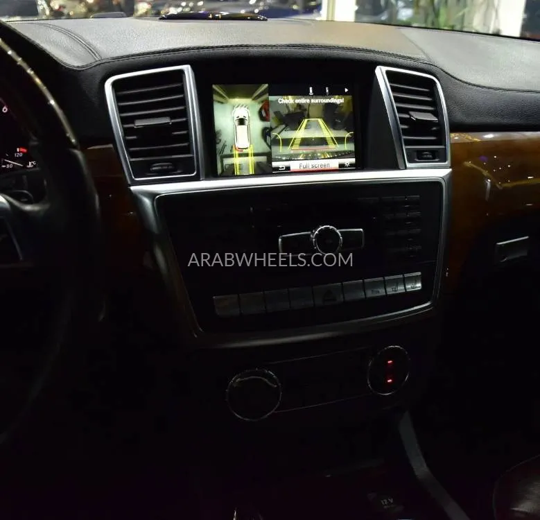 Mercedes Benz GL Class 2013 for Sale in Dubai Image-16