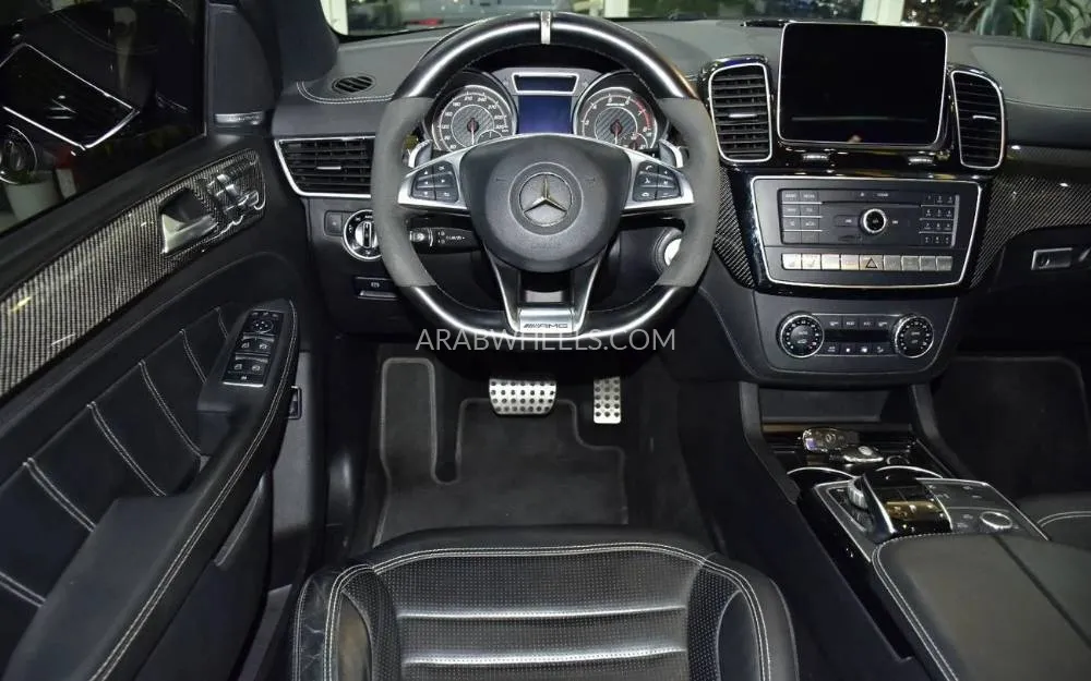 Mercedes Benz GLE Class 2018 for Sale in Dubai Image-12