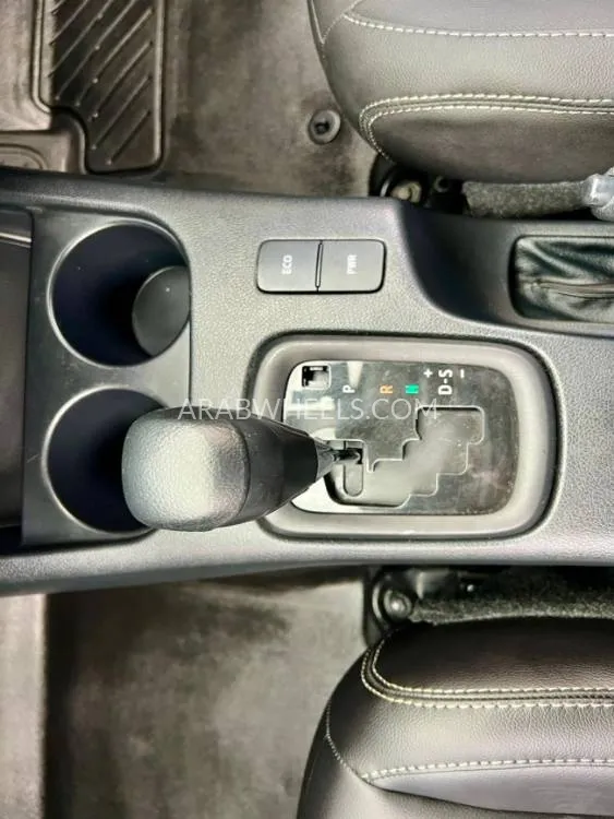 تويوتا هايلوكس 2023 for Sale in دبي Image-25