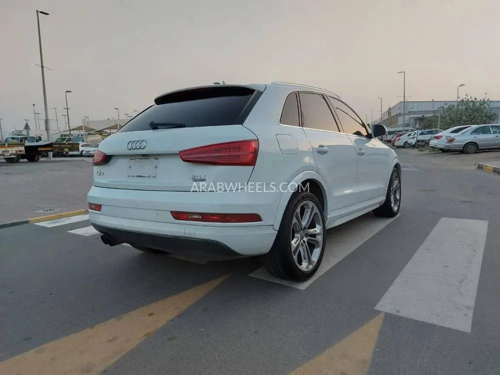 Audi Q3 2016 for Sale in Sharjah Image-6
