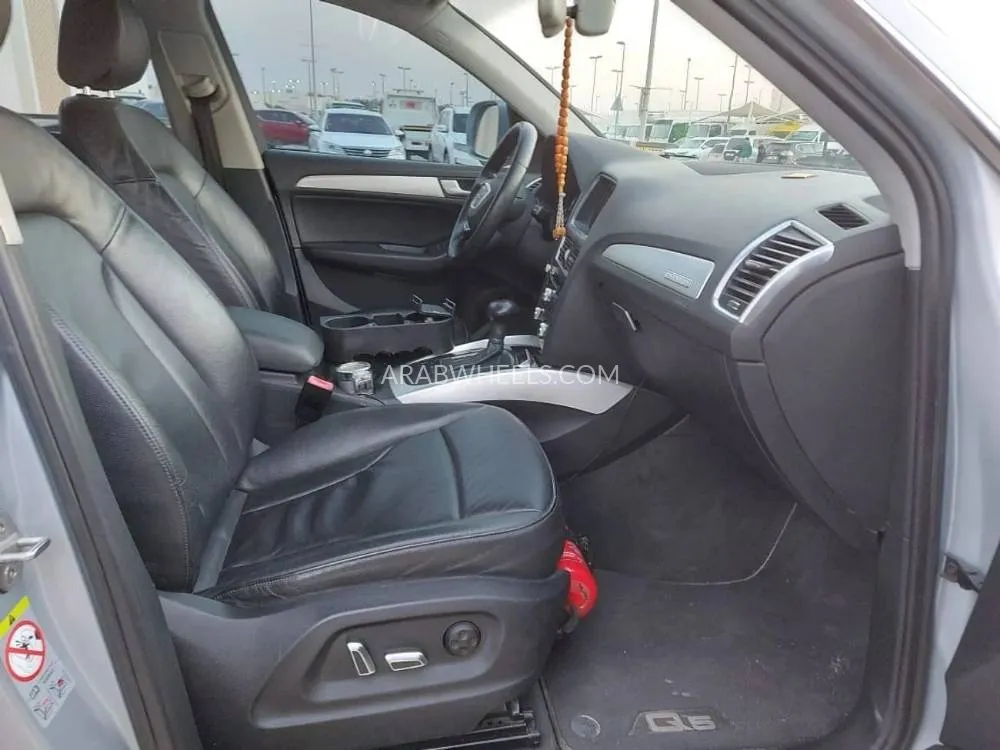 Audi Q5 2015 for Sale in Sharjah Image-9