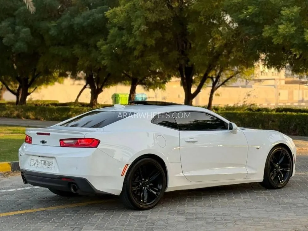Chevrolet Camaro 2016 for Sale in Sharjah Image-4