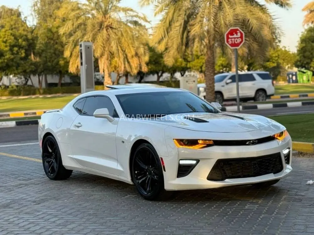 Chevrolet Camaro 2016 for Sale in Sharjah Image-5