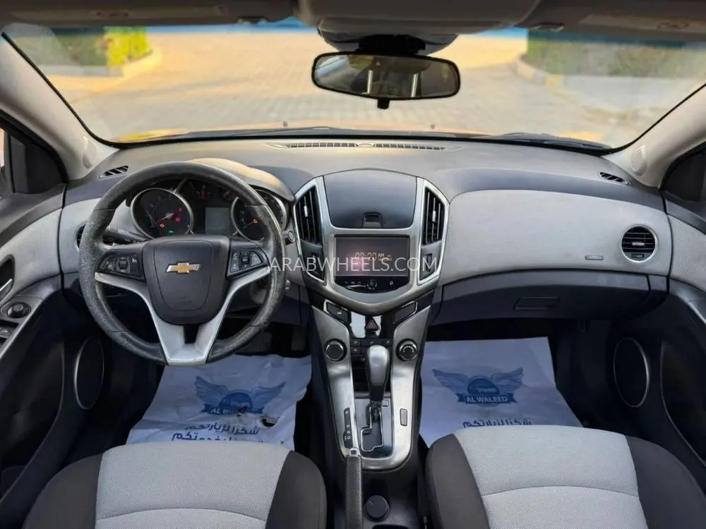 شيفروليه كروز 2016 for Sale in الشارقة Image-11