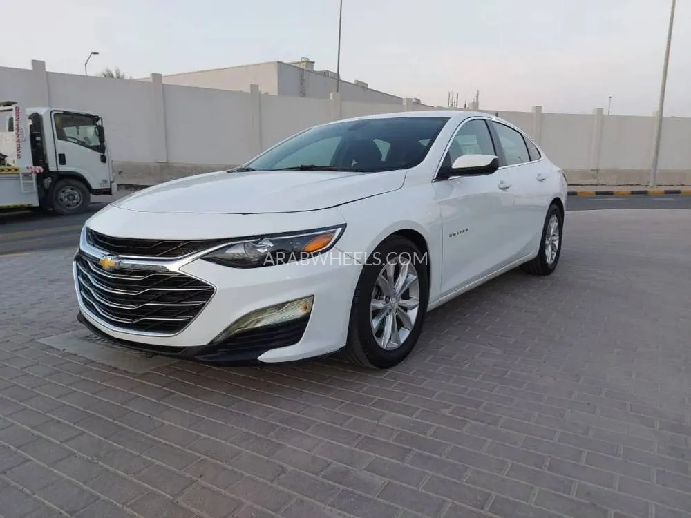 Chevrolet Malibu 2020 for Sale in Sharjah Image-3