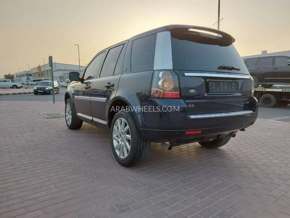 Land Rover LR2 2014 for Sale in Sharjah Image-5