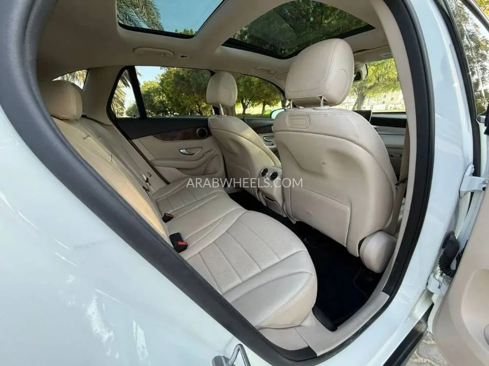 Mercedes Benz GLC Class 2018 for Sale in Sharjah Image-8