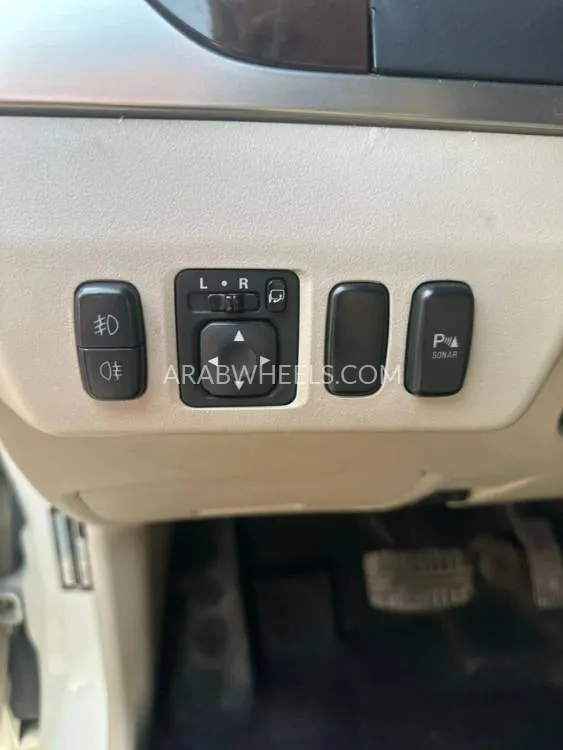 Mitsubishi Pajero 2014 for Sale in Sharjah Image-8