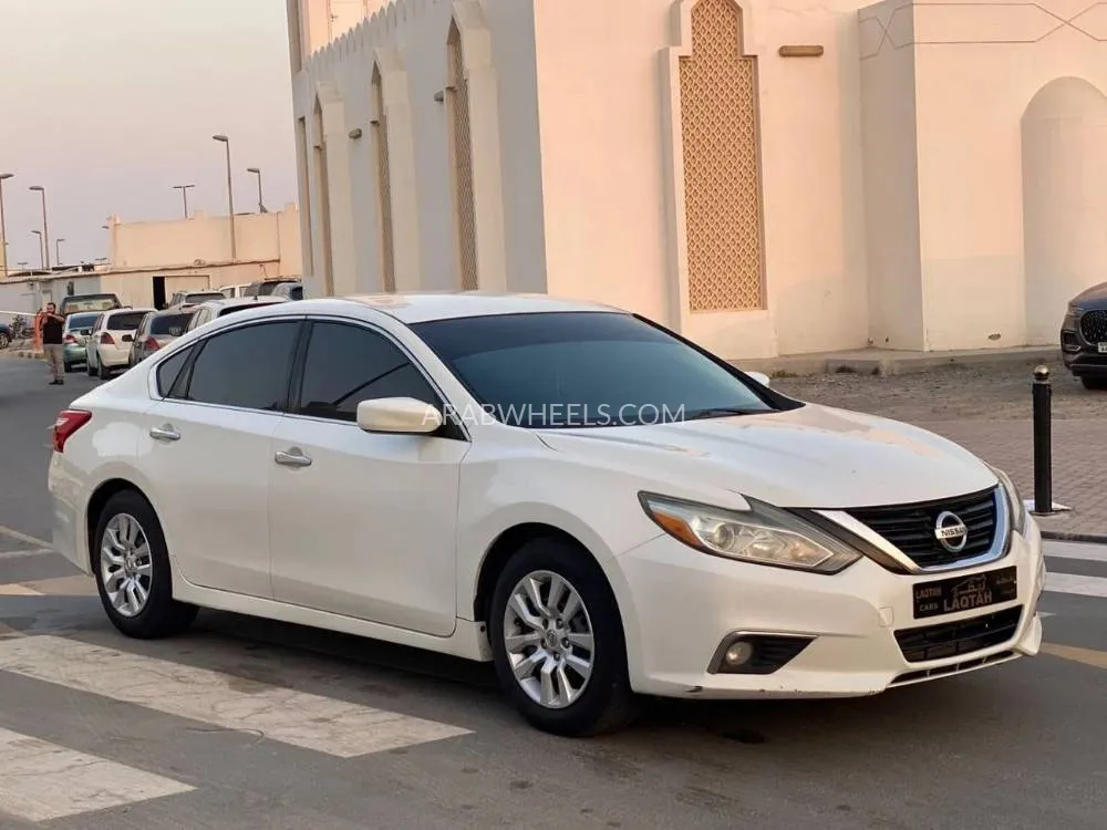 Nissan Altima 2016 for Sale in Sharjah Image-2