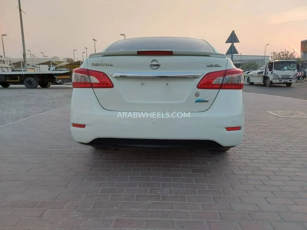 Nissan Sentra 2015 for Sale in Sharjah Image-10