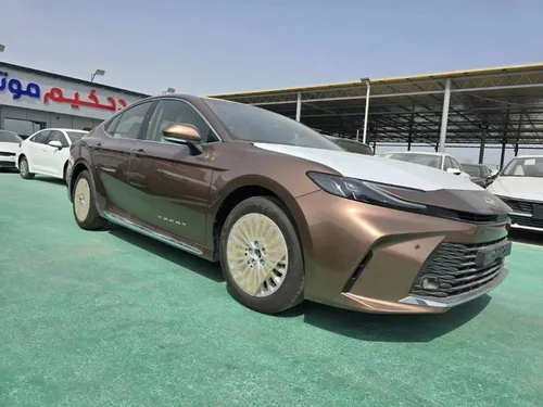 Toyota Camry 2025