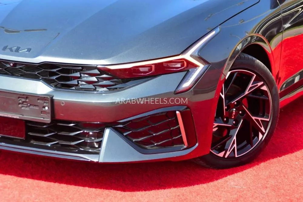 Kia K5 2025 for Sale in Sharjah Image-23