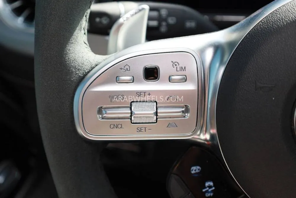 Mercedes Benz G Class 2022 for Sale in Dubai Image-8