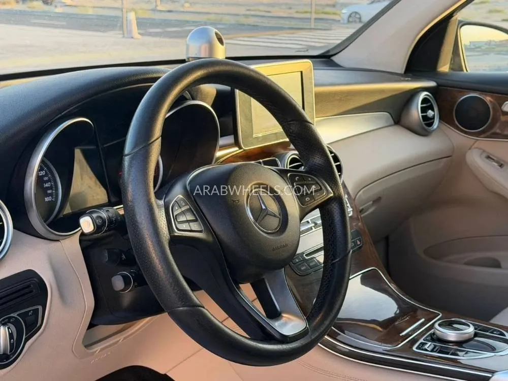 Mercedes Benz GLC Class 2018 for Sale in Sharjah Image-8