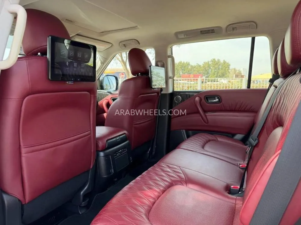 Nissan Patrol 2024 for Sale in Dubai Image-9