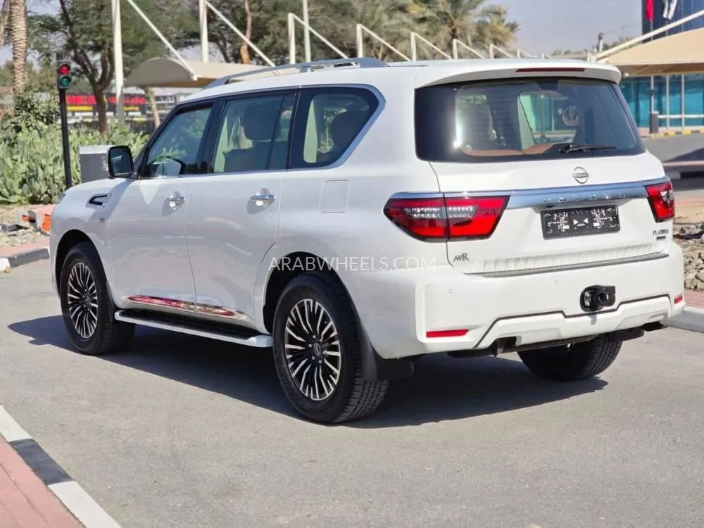 Nissan Patrol 2023 for Sale in Dubai Image-16