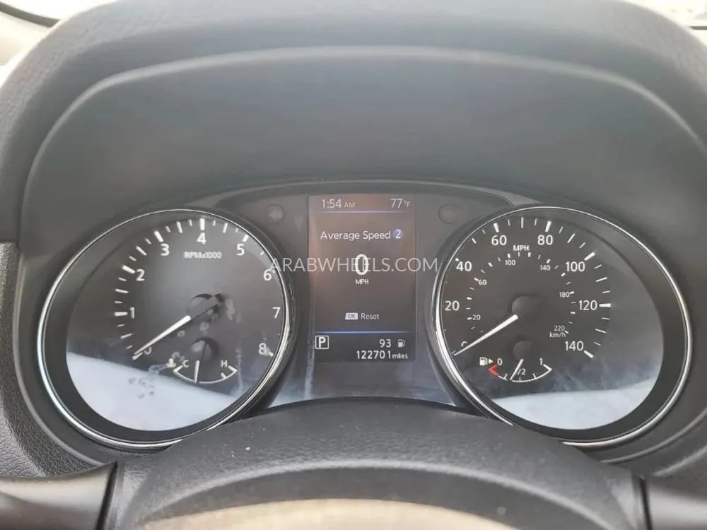 نيسان إكس تريل 2018 for Sale in الشارقة Image-12