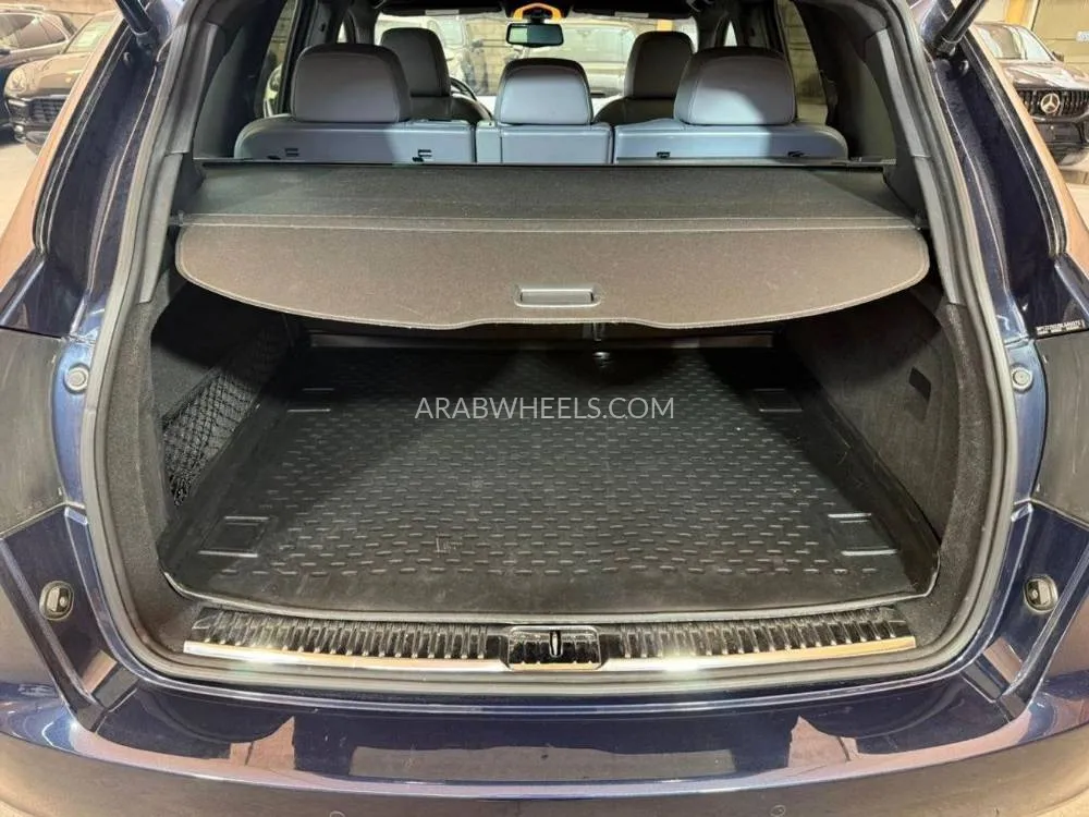 Porsche Cayenne 2011 for Sale in Dubai Image-11