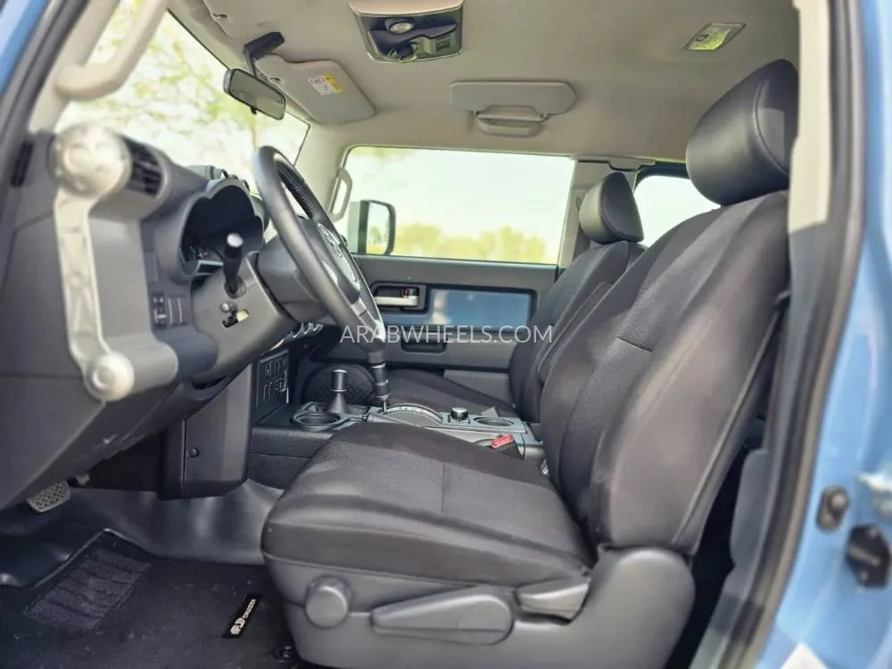 Toyota FJ Cruiser 2022 for Sale in Dubai Image-4