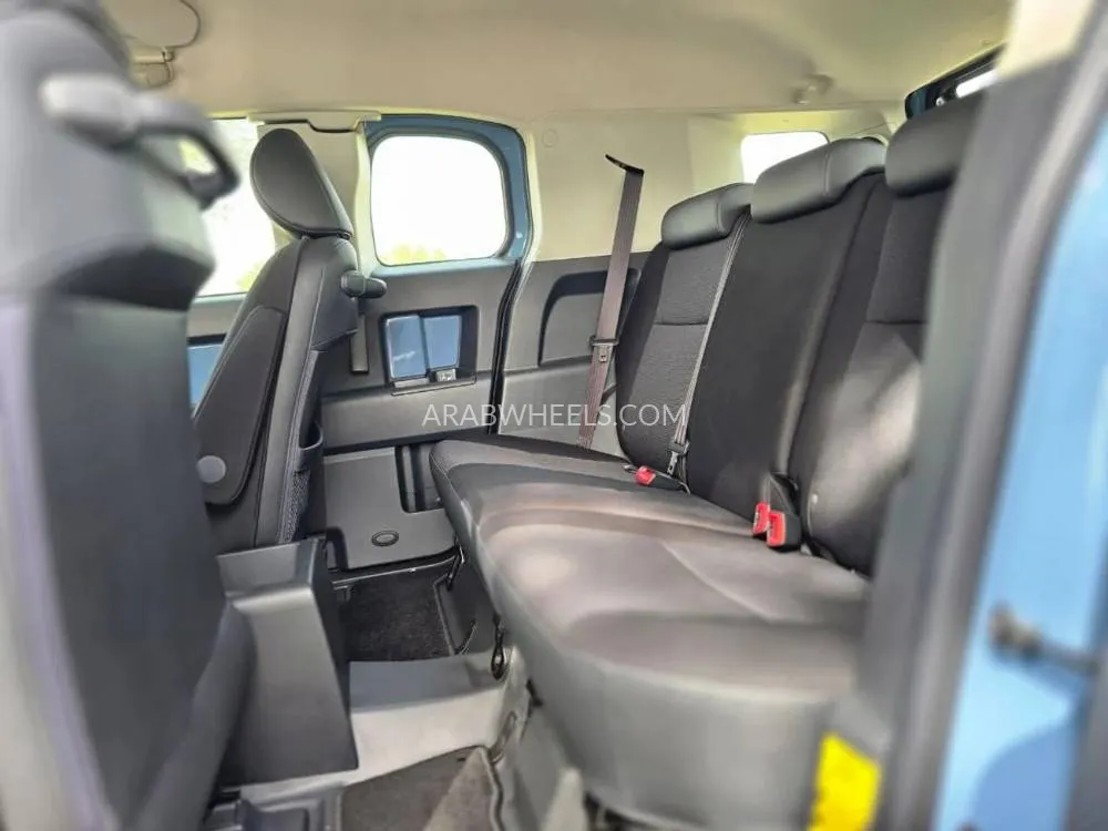 Toyota FJ Cruiser 2022 for Sale in Dubai Image-10