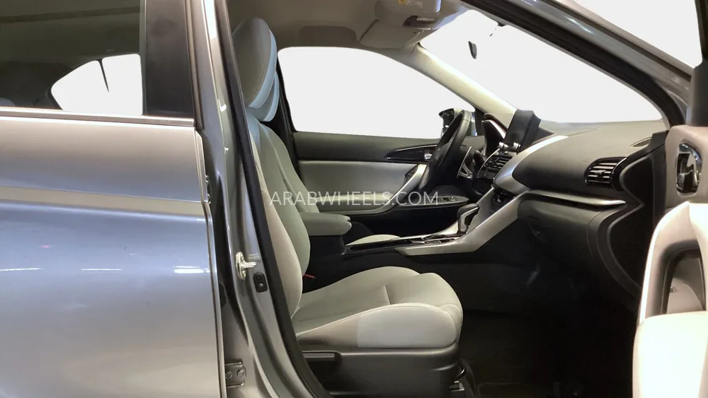 Mitsubishi Eclipse Cross 2024 for Sale in Sharjah Image-27