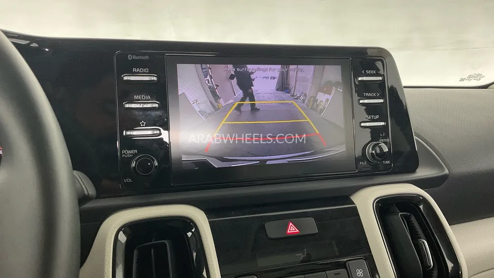 Kia Sonet 2024 for Sale in Sharjah Image-16