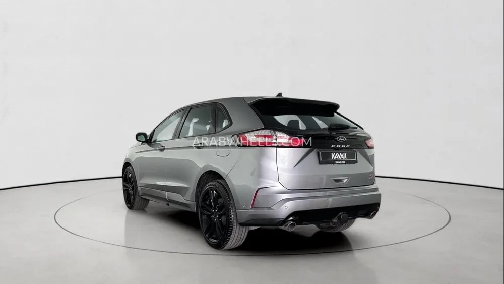 Ford Edge 2022 for Sale in Sharjah Image-4
