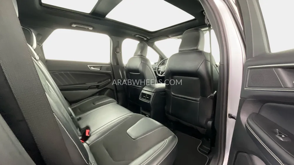 Ford Edge 2022 for Sale in Sharjah Image-28