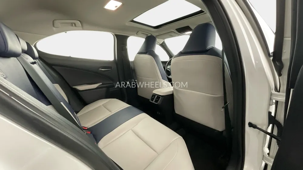 Lexus UX 2020 for Sale in Sharjah Image-26