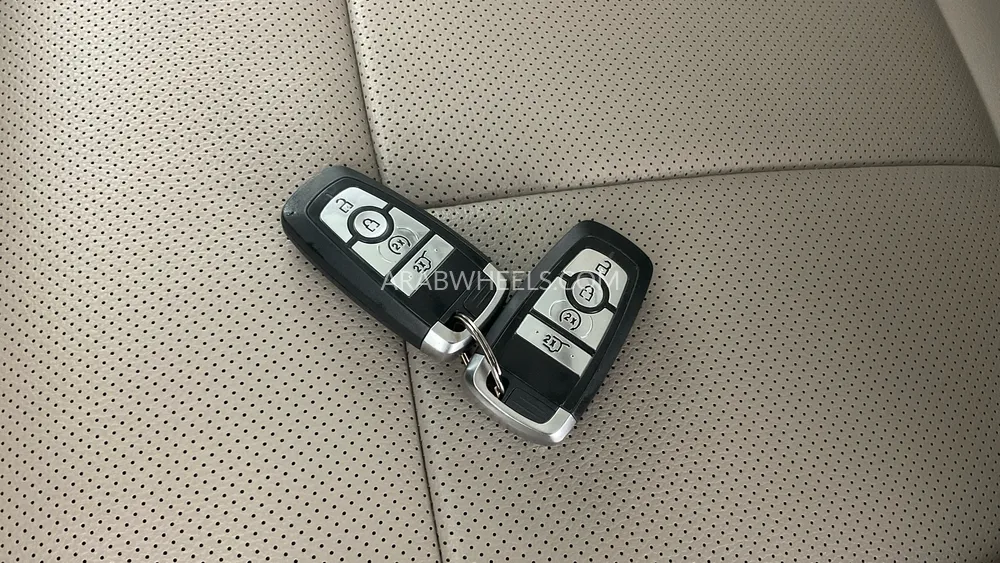 Ford Expedition 2021 for Sale in Dubai Image-17