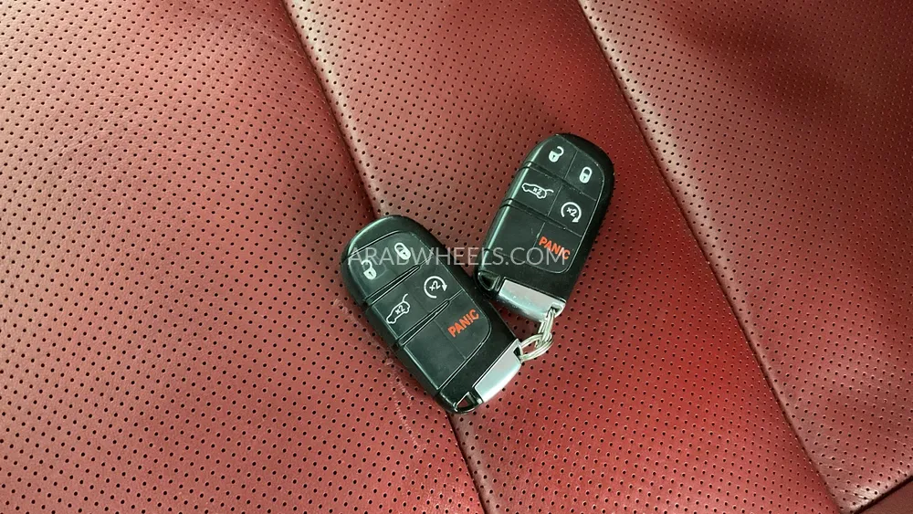 Dodge Durango 2017 for Sale in Sharjah Image-17