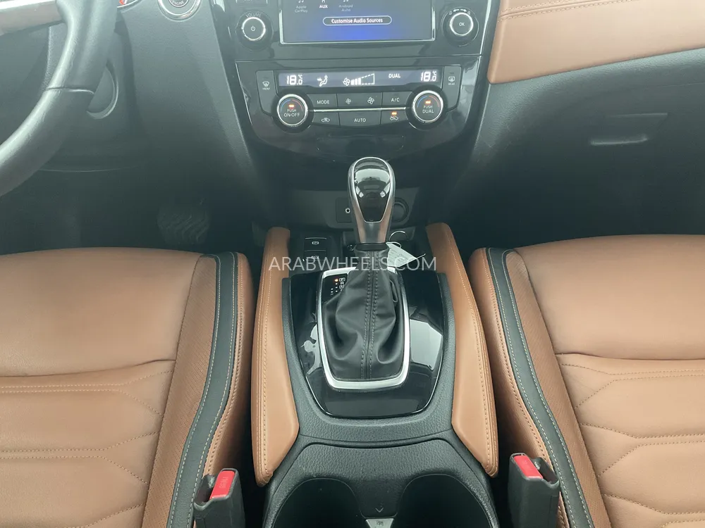 Nissan X-Trail 2022 for Sale in Dubai Image-22