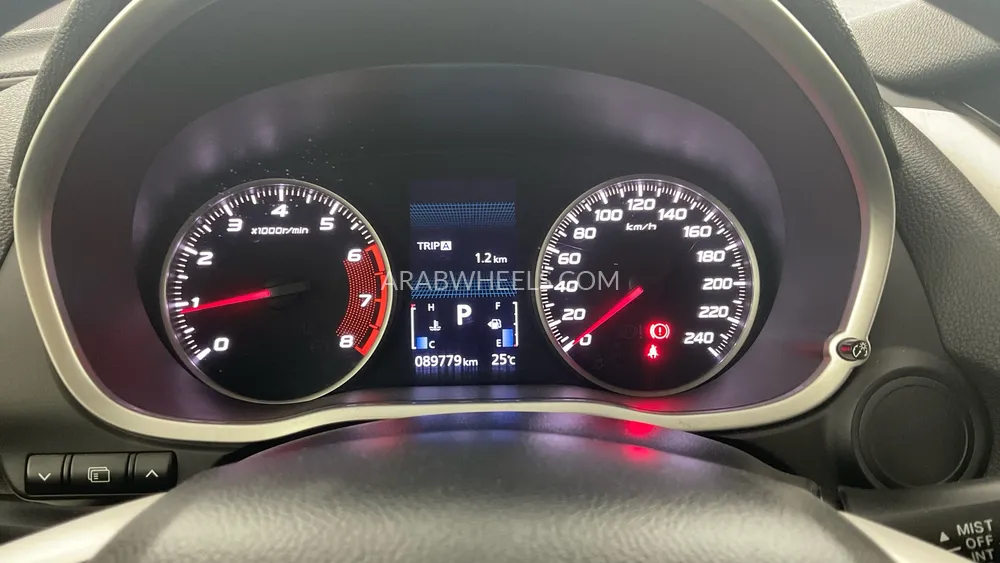 Mitsubishi Eclipse Cross 2020 for Sale in Sharjah Image-11