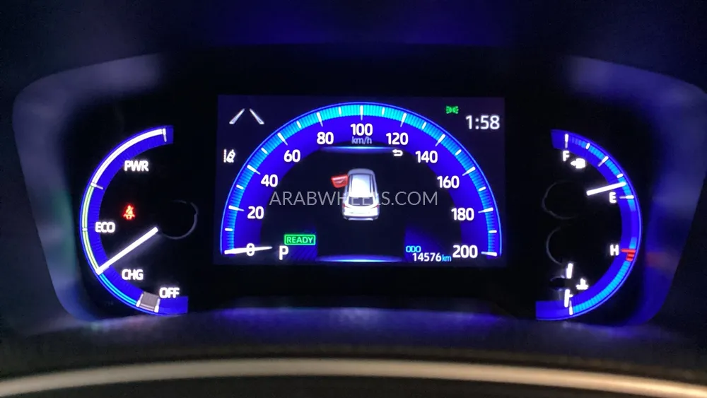 Toyota Corolla Cross 2024 for Sale in Sharjah Image-12