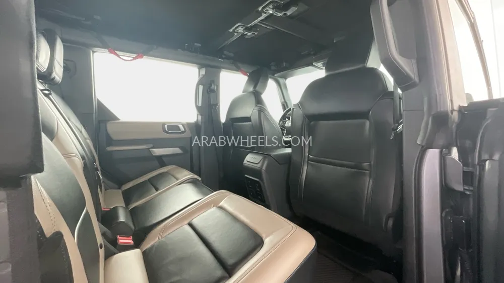 Ford Bronco 2023 for Sale in Sharjah Image-26