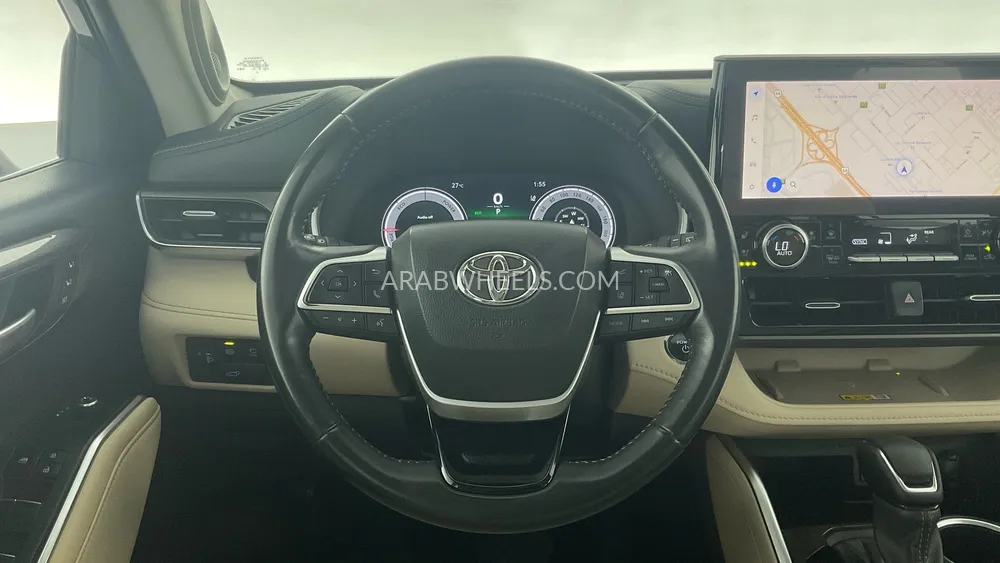 Toyota Highlander 2023 for Sale in Dubai Image-15