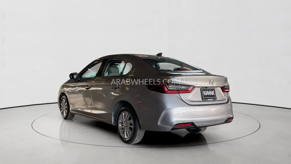 Honda City 2024 for Sale in Dubai Image-4