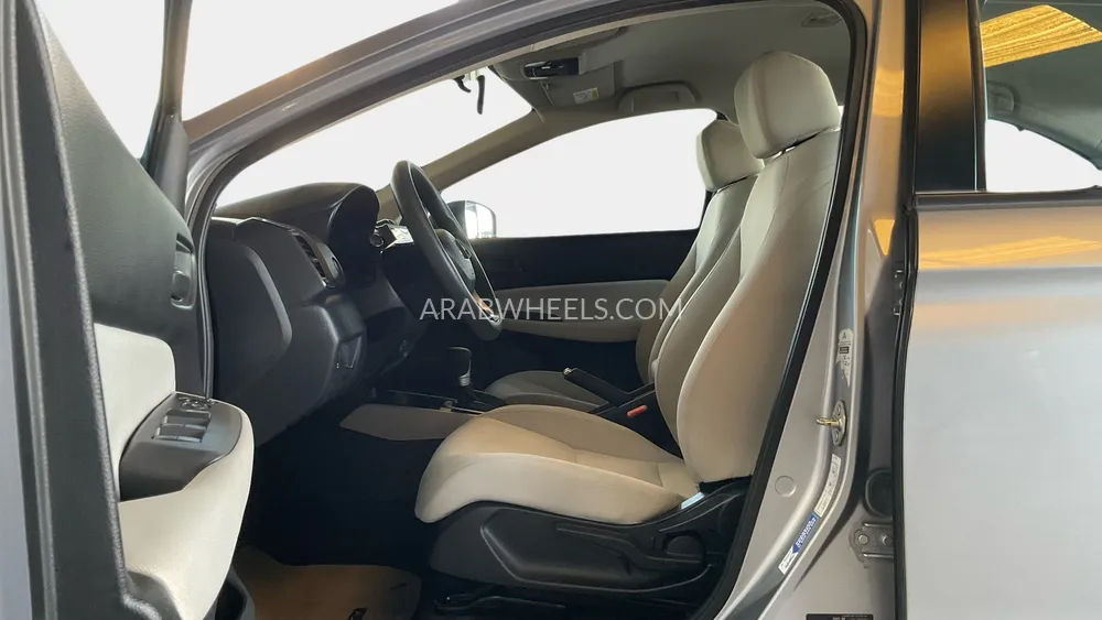 Honda City 2024 for Sale in Dubai Image-12